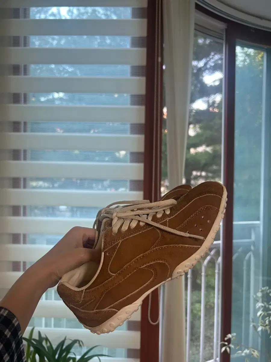 thumbnail-4